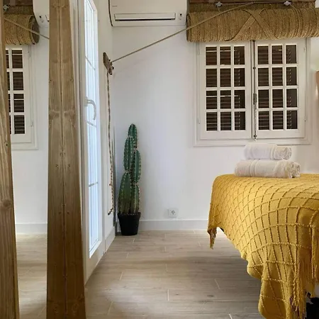 Nathan A Con Balcone Vista Mare *